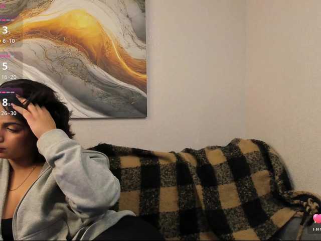 Vivien-Ross live cam on BongaCams