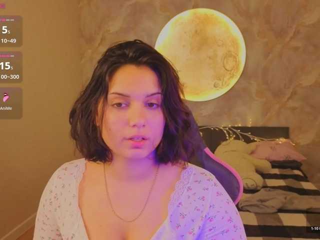 Vivien-Ross live cam on BongaCams