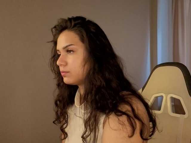 Vivien-Ross live cam on BongaCams