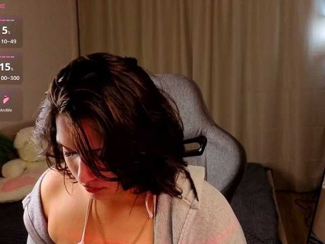 Vivien-Ross live cam on BongaCams
