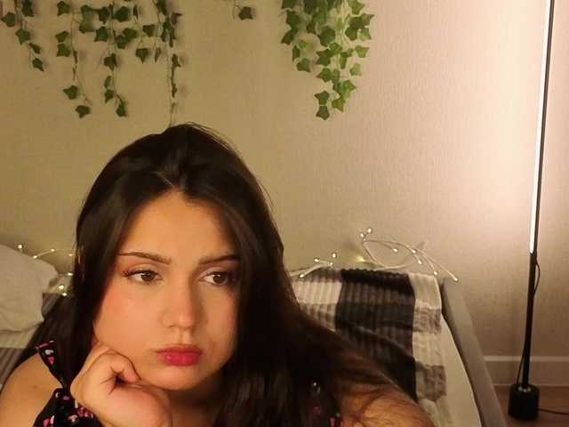 Vivien-Ross live cam on BongaCams