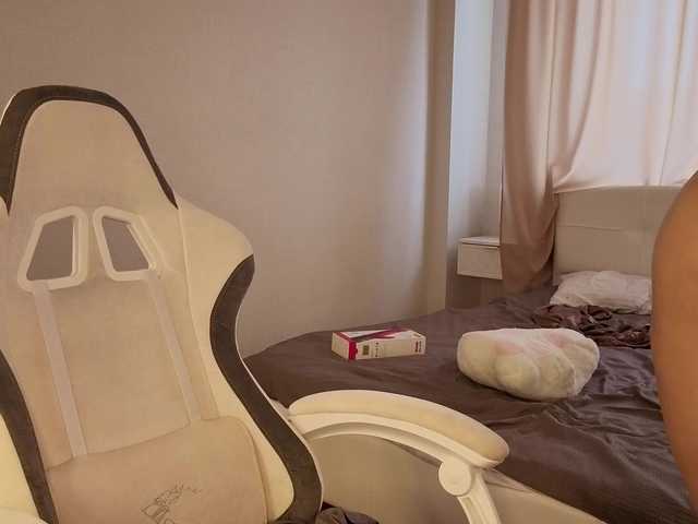 Vivien-Ross live cam on BongaCams