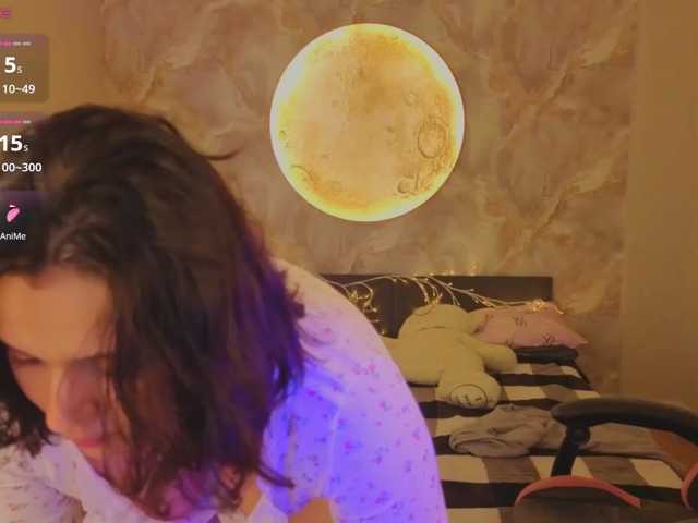 Vivien-Ross live cam on BongaCams