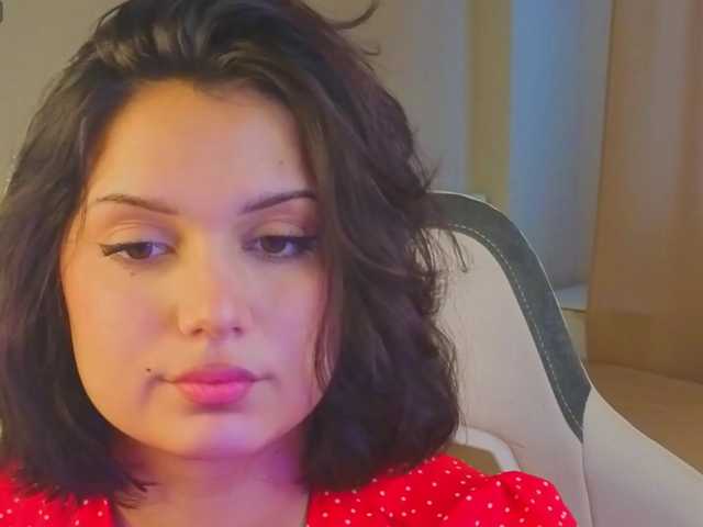Vivien-Ross live cam on BongaCams