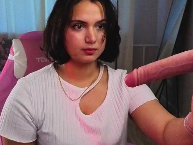 Vivien-Ross live cam on BongaCams