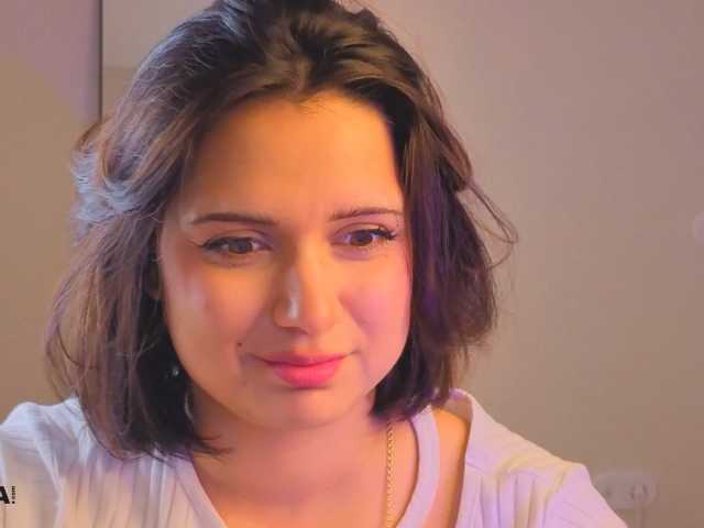 Vivien-Ross live cam on BongaCams