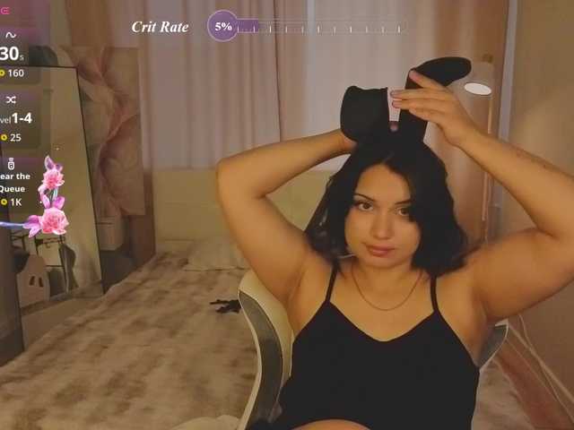 Vivien-Ross live cam on BongaCams
