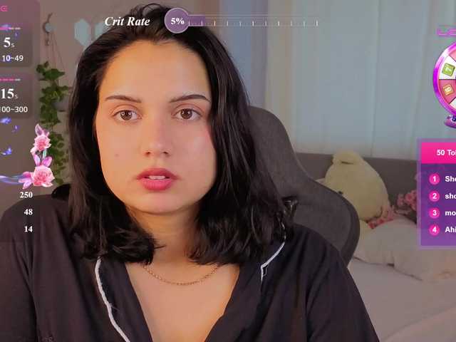 Vivien-Ross live cam on BongaCams
