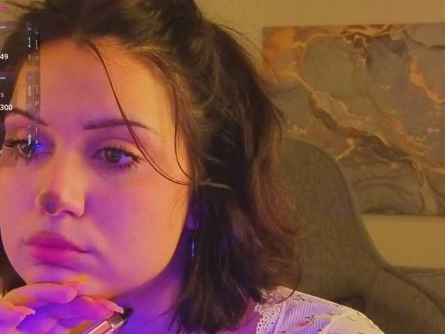 Vivien-Ross live cam on BongaCams