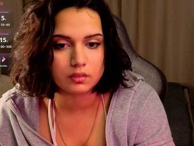 Vivien-Ross live cam on BongaCams