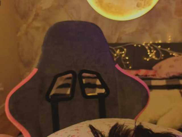 Vivien-Ross live cam on BongaCams