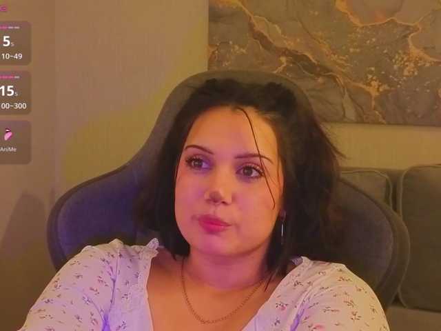 Vivien-Ross live cam on BongaCams