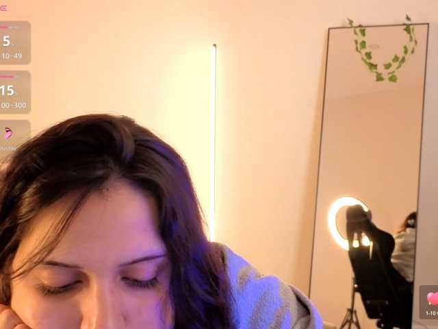 Vivien-Ross live cam on BongaCams