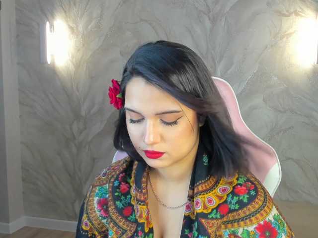 Vivien-Ross live cam on BongaCams