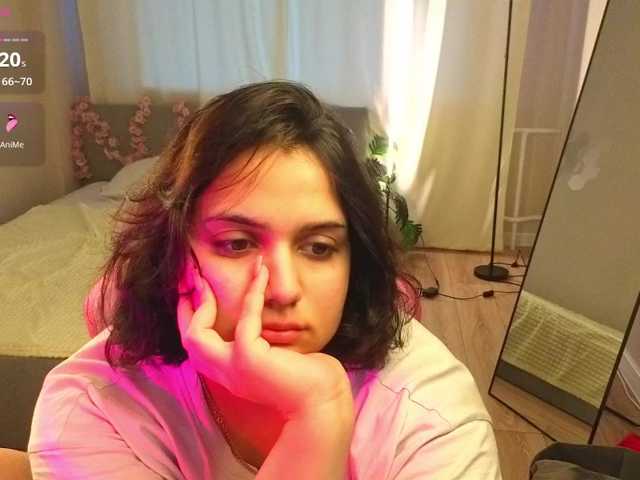 Vivien-Ross live cam on BongaCams