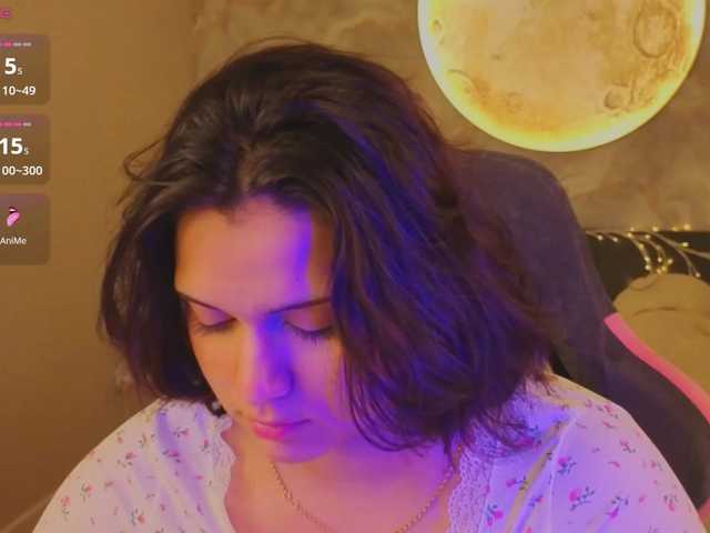 Vivien-Ross live cam on BongaCams