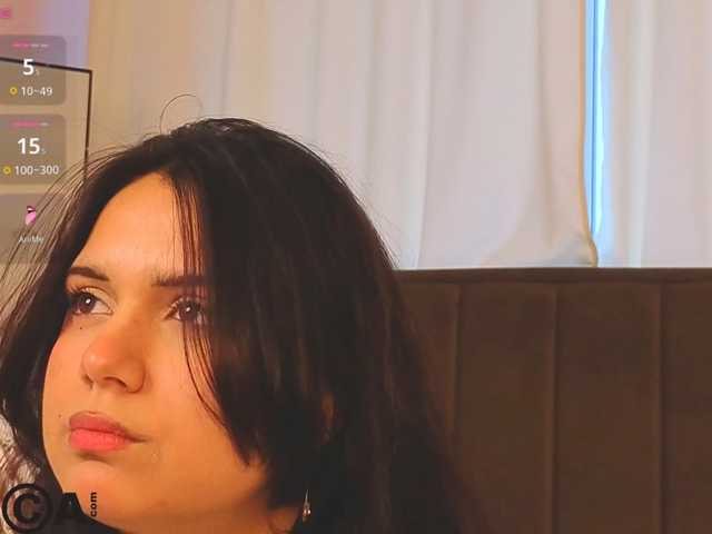 Vivien-Ross live cam on BongaCams