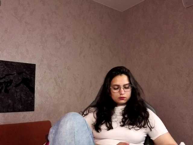 Vivien-Ross live cam on BongaCams
