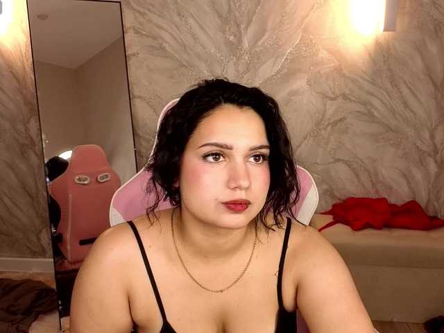 Vivien-Ross live cam on BongaCams