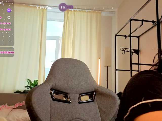 Vivien-Ross live cam on BongaCams