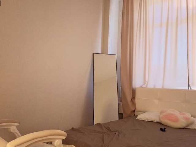 Vivien-Ross live cam on BongaCams