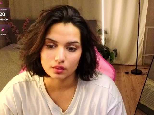 Vivien-Ross live cam on BongaCams