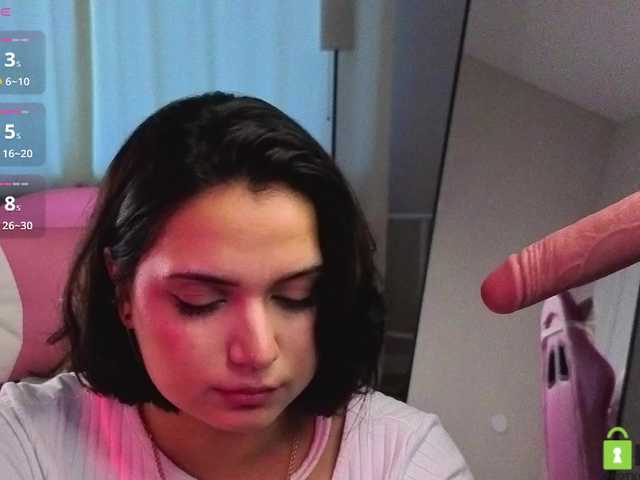 Vivien-Ross live cam preview