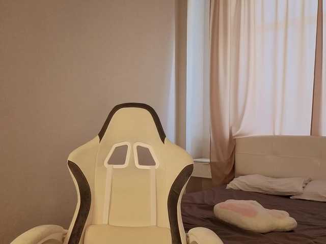 Vivien-Ross live cam on BongaCams