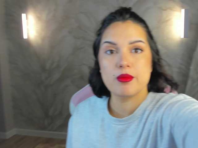 Vivien-Ross live cam on BongaCams