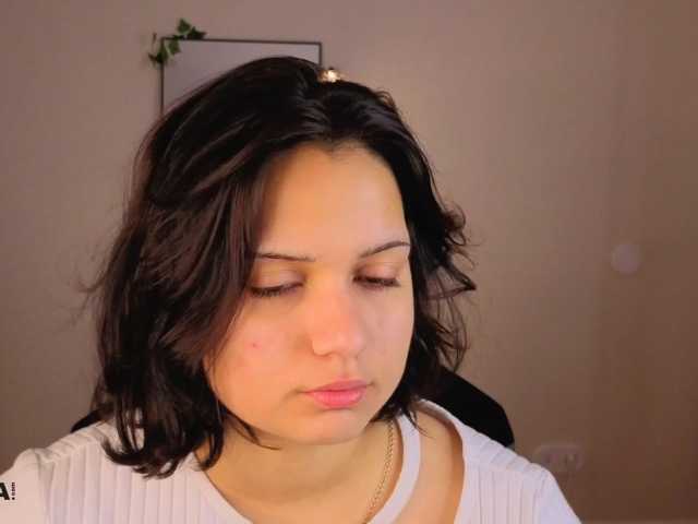 Vivien-Ross live cam on BongaCams