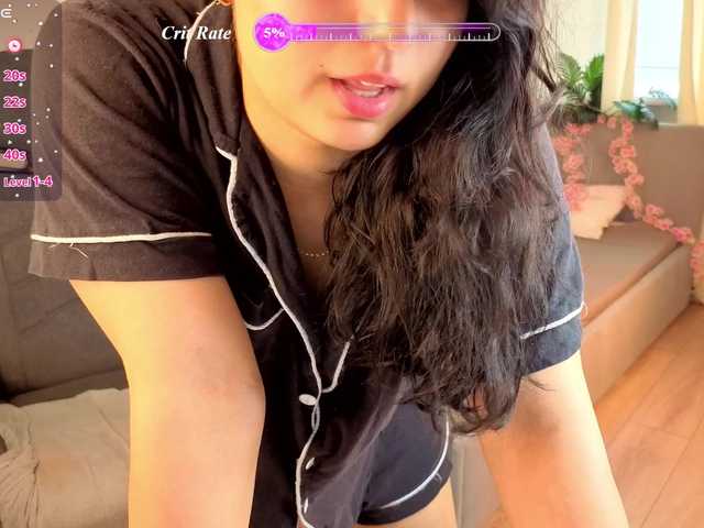 Vivien-Ross live cam on BongaCams