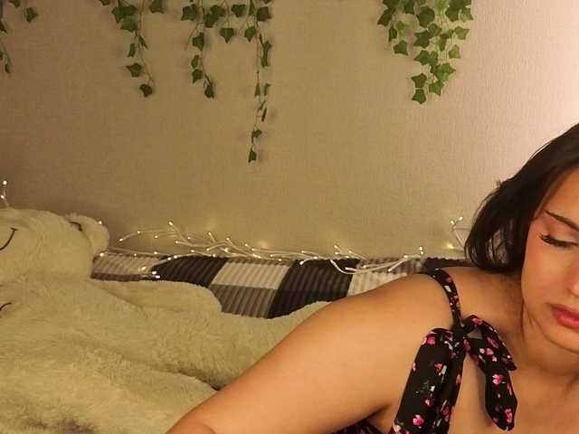 Vivien-Ross live cam on BongaCams