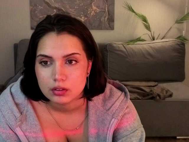 Vivien-Ross live cam on BongaCams