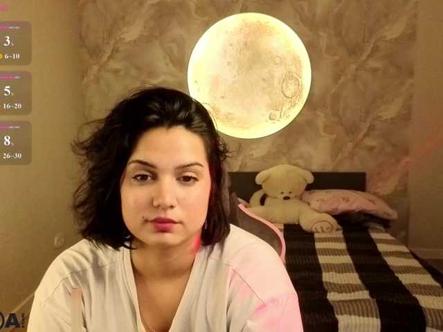 Vivien-Ross live cam on BongaCams