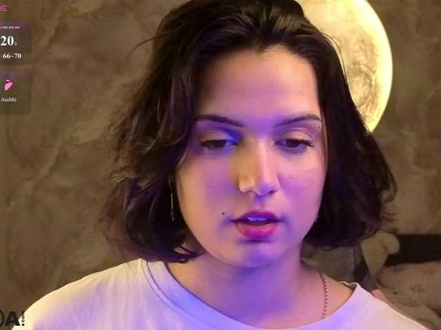Vivien-Ross live cam on BongaCams
