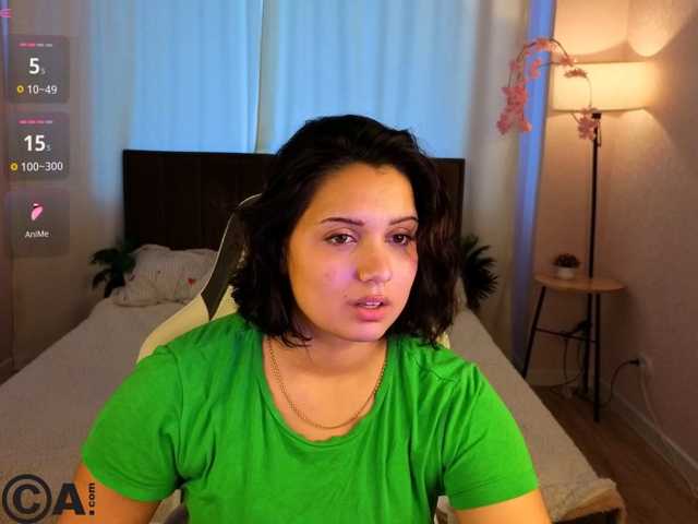 Vivien-Ross live cam on BongaCams