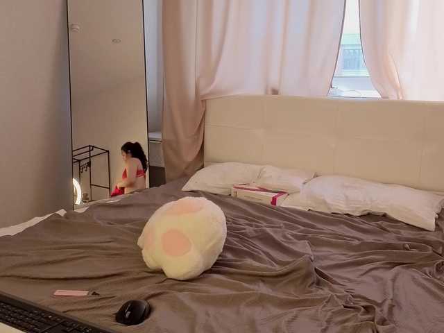 Vivien-Ross live cam on BongaCams