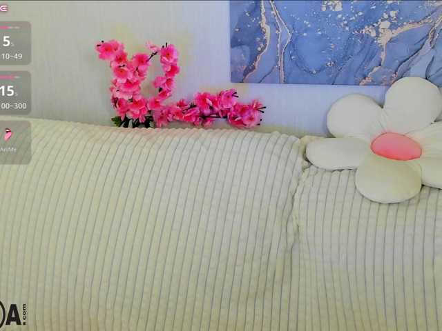 Vivien-Ross live cam on BongaCams