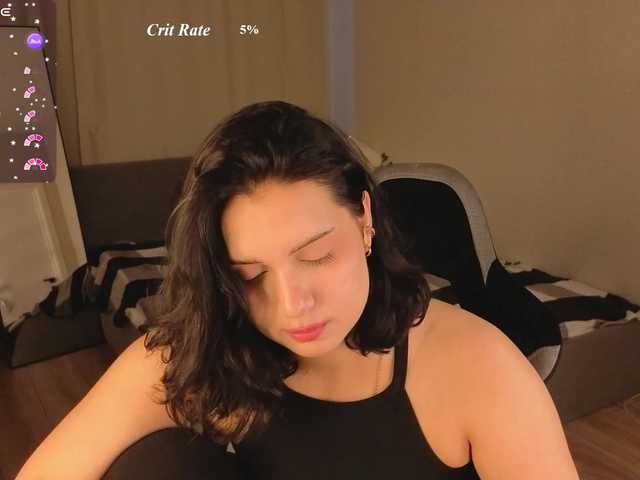 Vivien-Ross live cam on BongaCams