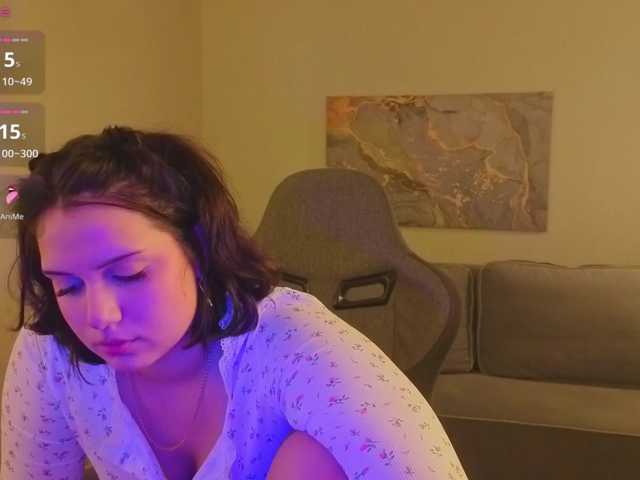 Vivien-Ross live cam on BongaCams