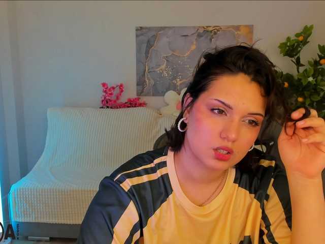 Vivien-Ross live cam on BongaCams
