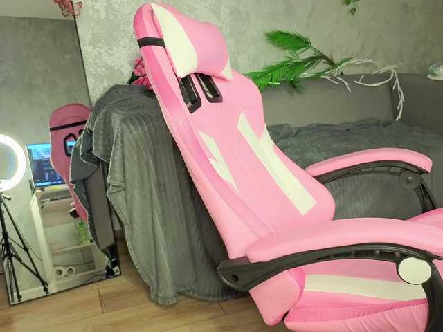 Vivien-Ross live cam on BongaCams