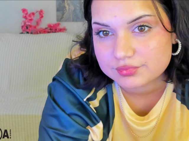 Vivien-Ross live cam on BongaCams