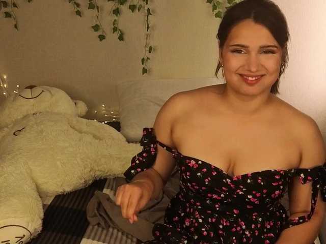 Vivien-Ross live cam on BongaCams