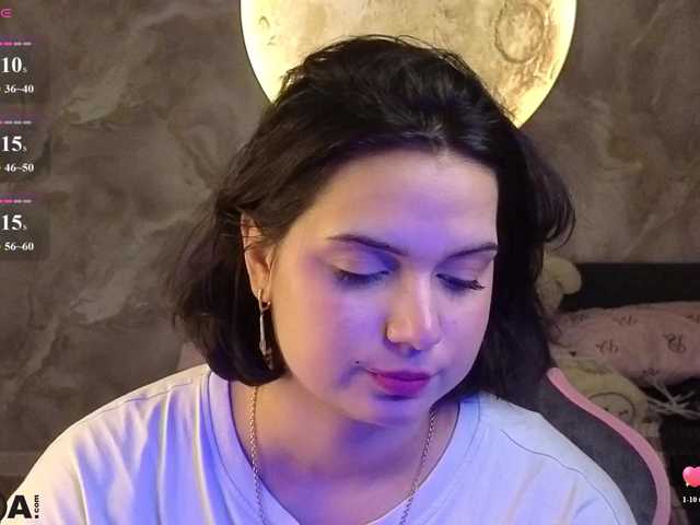 Vivien-Ross live cam on BongaCams