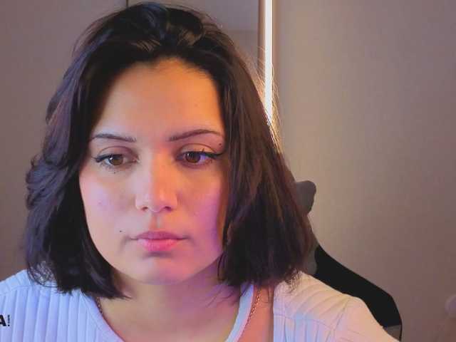 Vivien-Ross live cam on BongaCams