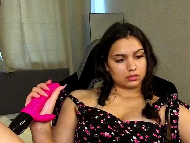 Vivien-Ross live cam on BongaCams