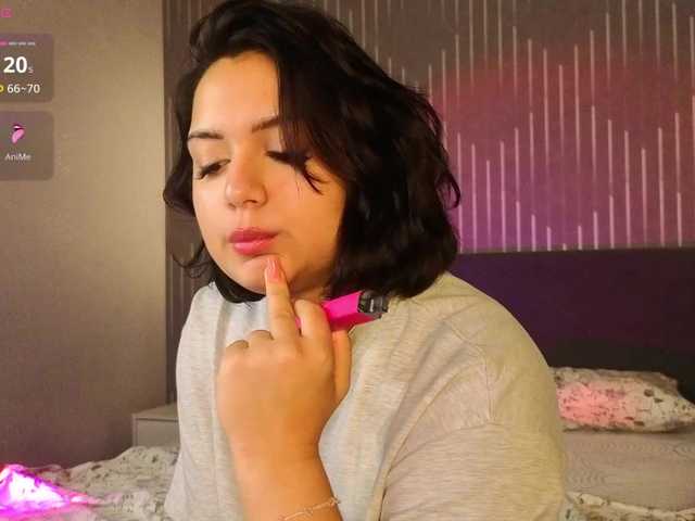 Vivien-Ross live cam preview