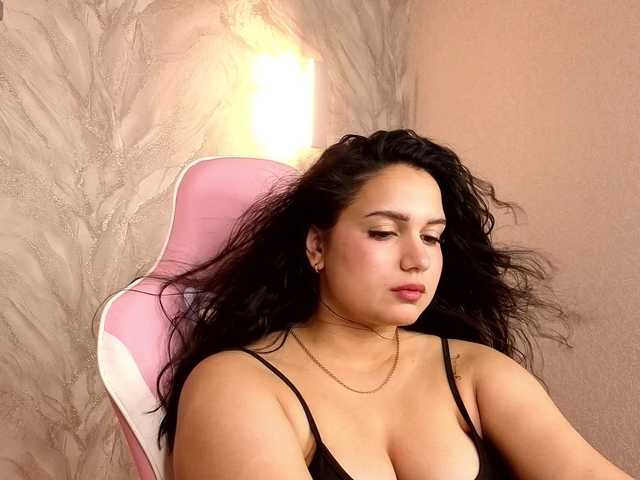 Vivien-Ross live cam on BongaCams
