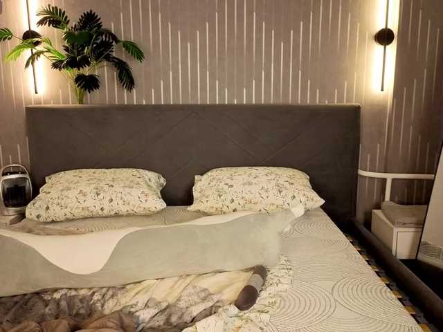 Vivien-Ross live cam on BongaCams